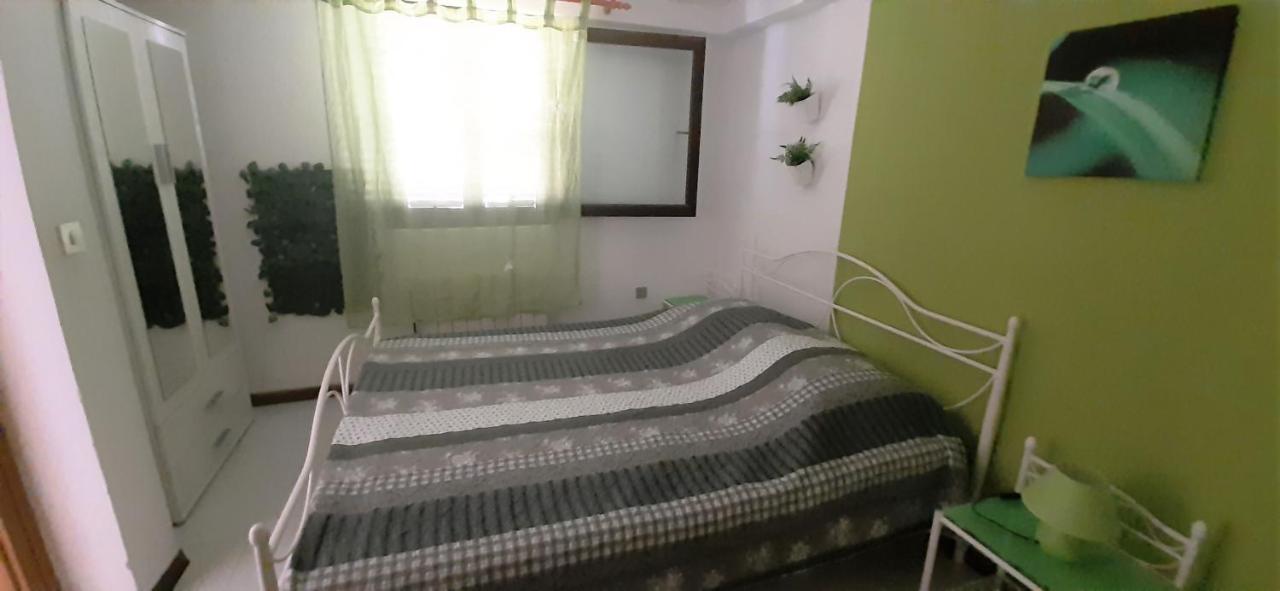 Apartments Petra Трибунь Экстерьер фото