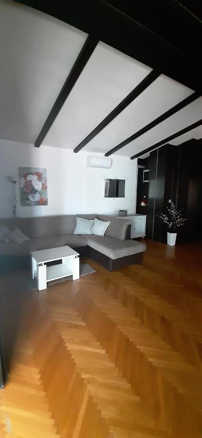 Apartments Petra Трибунь Экстерьер фото